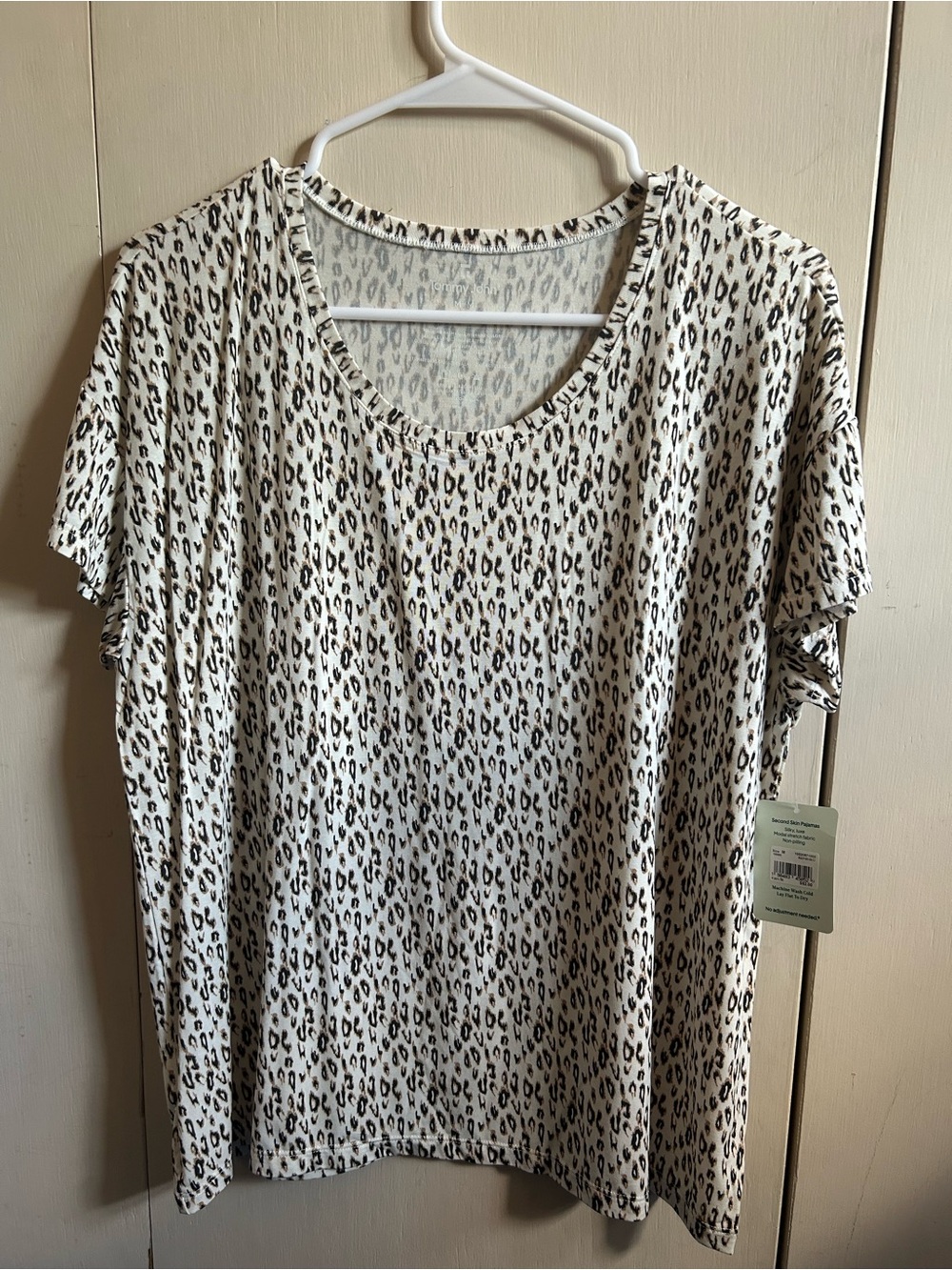 Tommy John Cream & Black Leopard-Print Short Sleeve Tee - Crew Neck